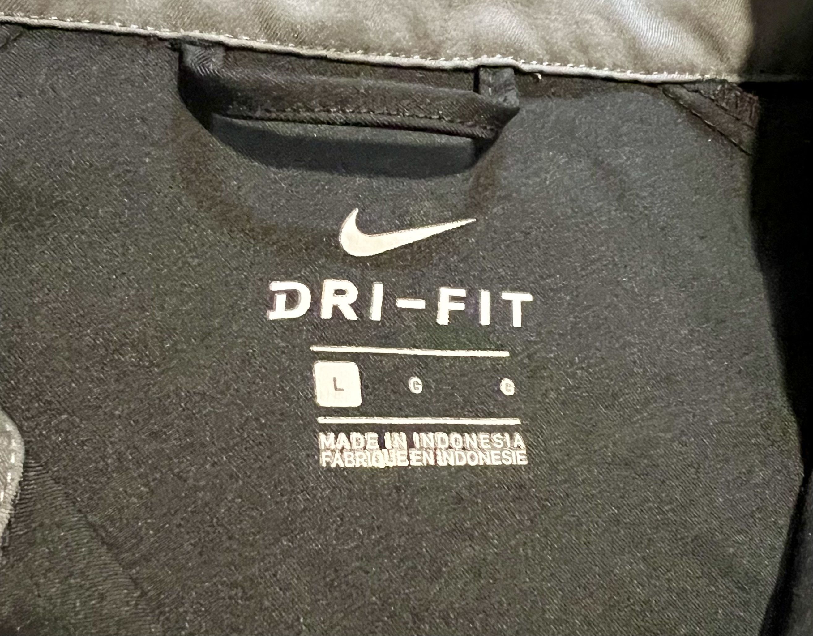 Nike Nike Dri-Fit Black Swoosh Full Zip Windbreaker Jacket Size US L / EU 52-54 / 3 - 3 Thumbnail