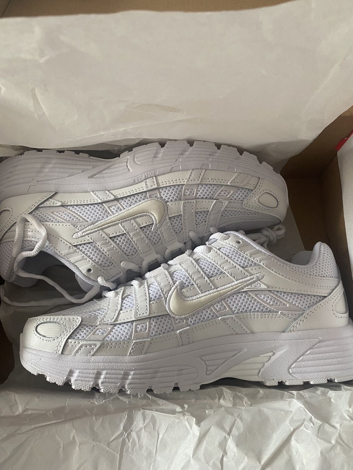Nike Nike P-6000 WHITE-PLATINUM TINT 38eur size Size US 8 / IT 38 - 3 Thumbnail