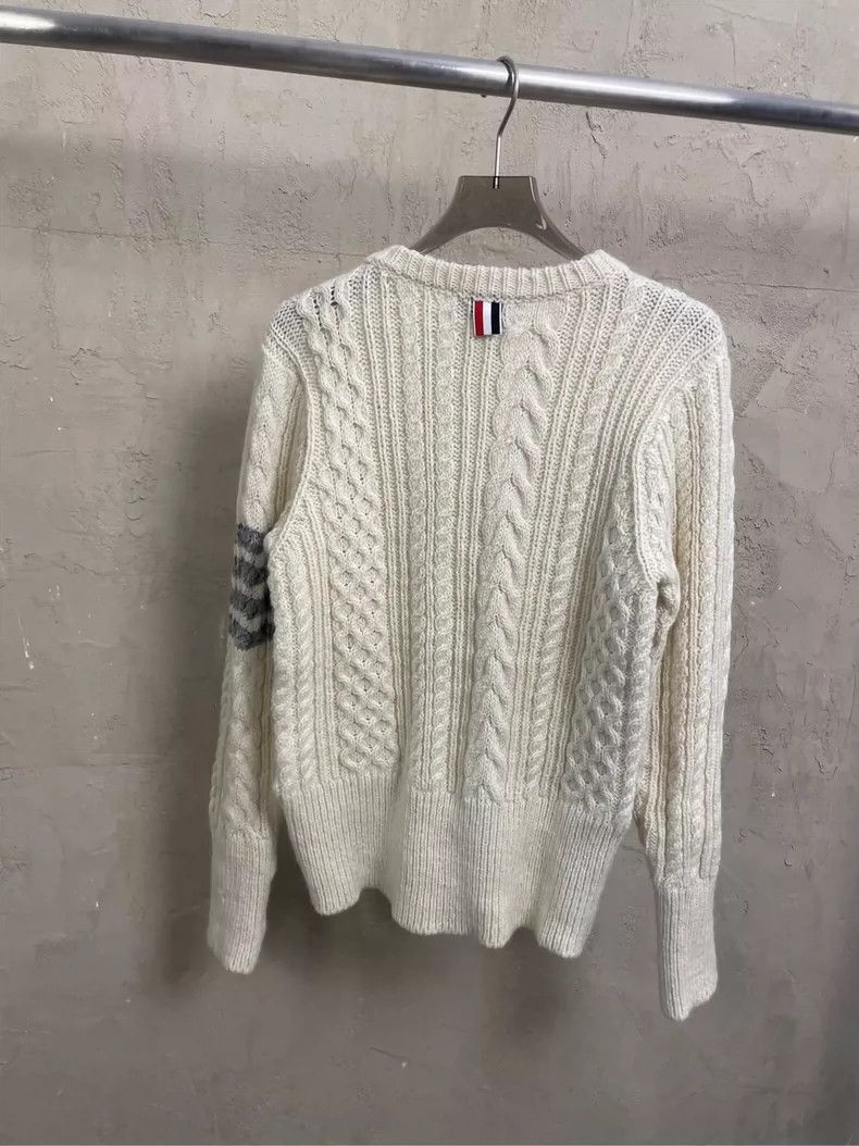 Thom Browne Thom Browne size1 White wool round neck sweater Size US S / EU 44-46 / 1 - 2 Thumbnail