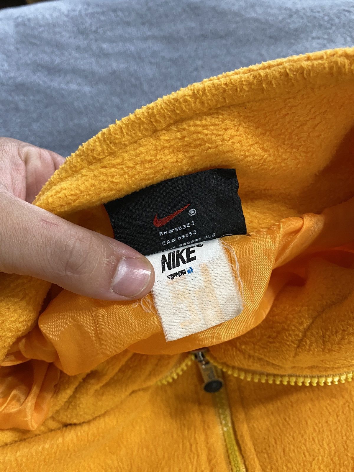 Nike Nike distressed vintage fleece big swoosh 90s Y2k Size US XL / EU 56 / 4 - 21 Thumbnail