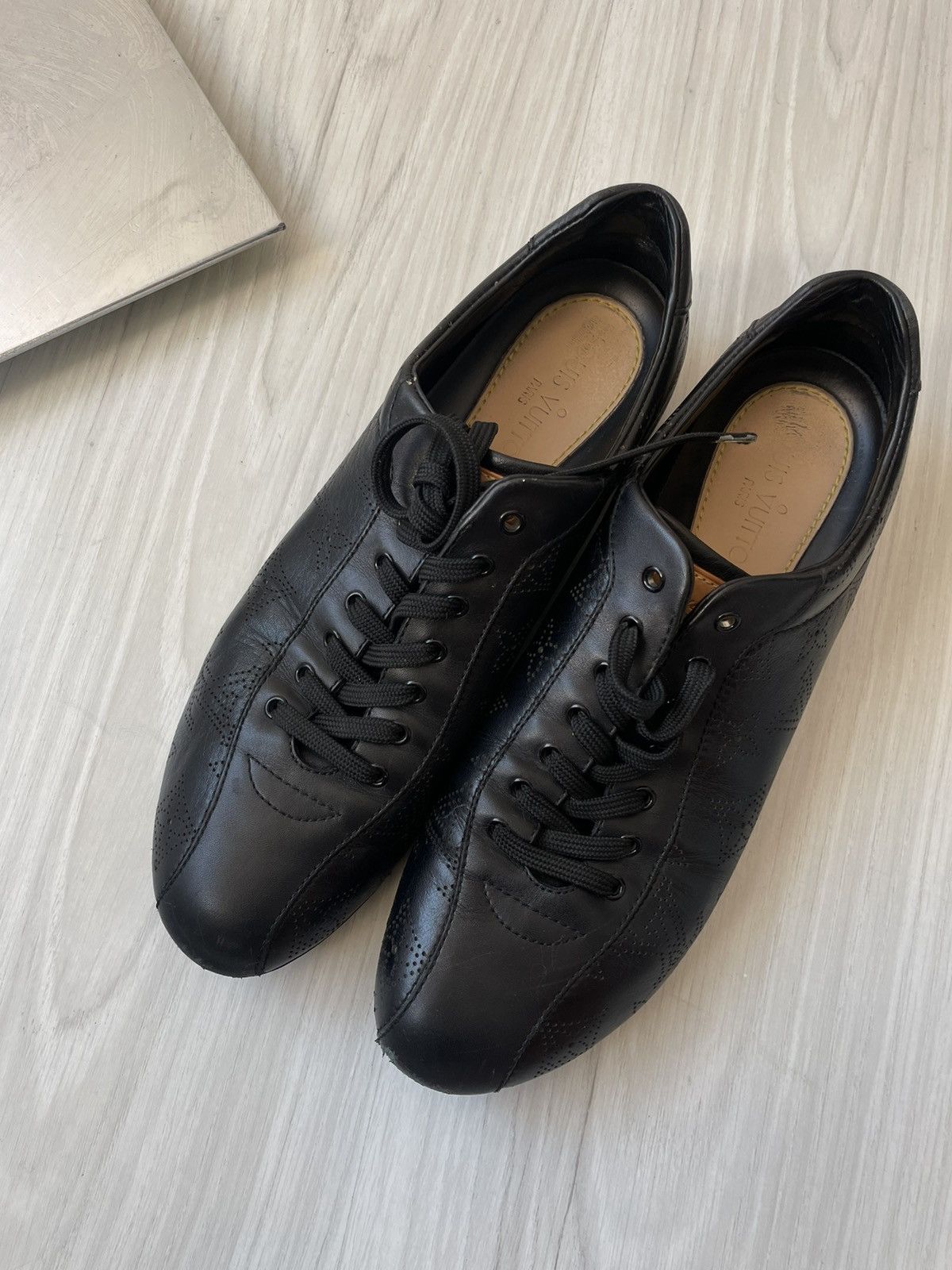 Louis Vuitton Louis Vuitton low top sneakers Size US 8.5 / IT 38.5 - 8 Thumbnail