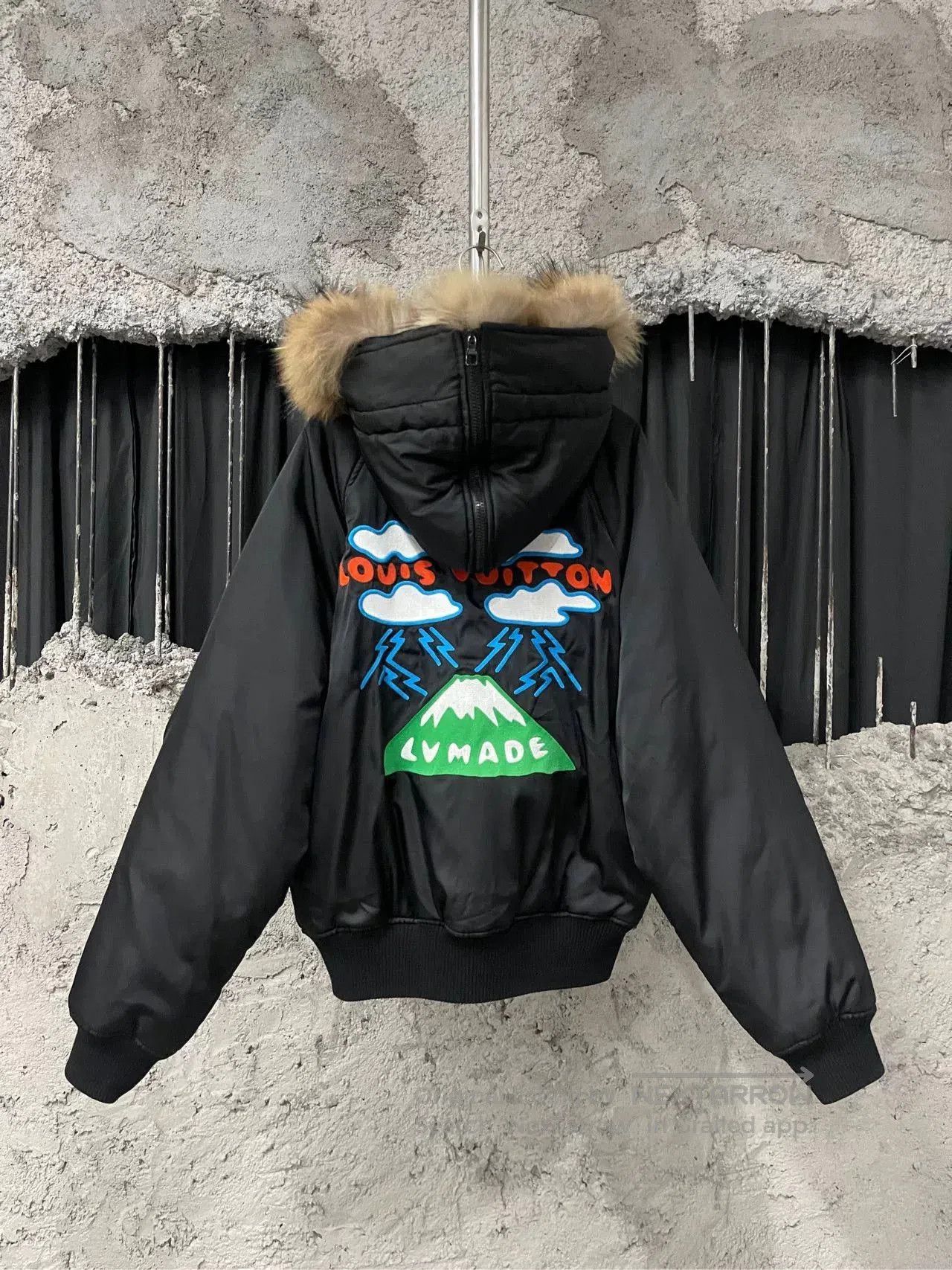 Louis Vuitton louis vuitton nigo mount fuji jacket. Size US L / EU 52-54 / 3 - 1 Thumbnail