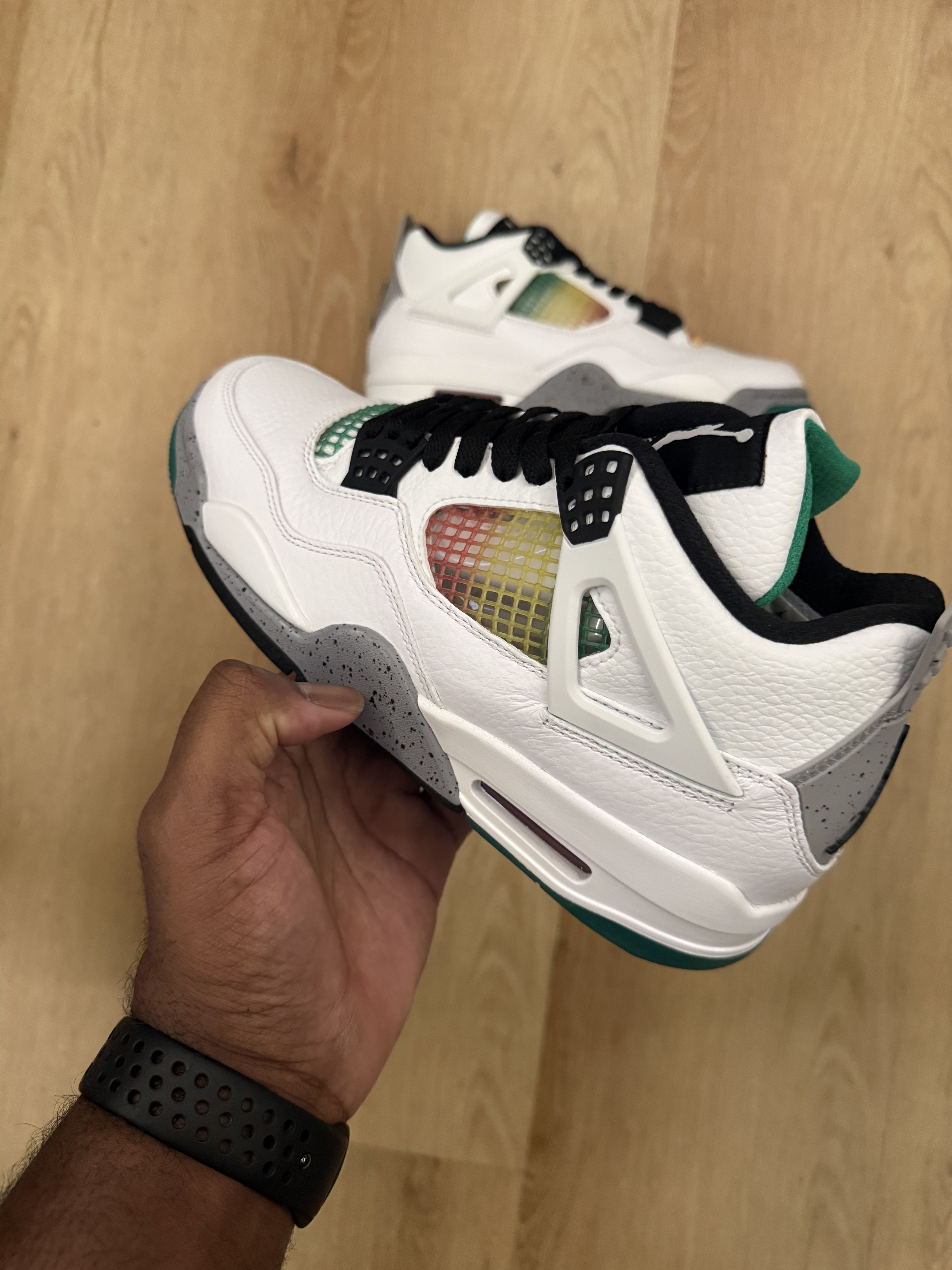 Jordan Brand AirJordan Retro 4 'LUCID GREEN RASTA' (WMNS) Size US 9 / IT 39 - 6 Thumbnail
