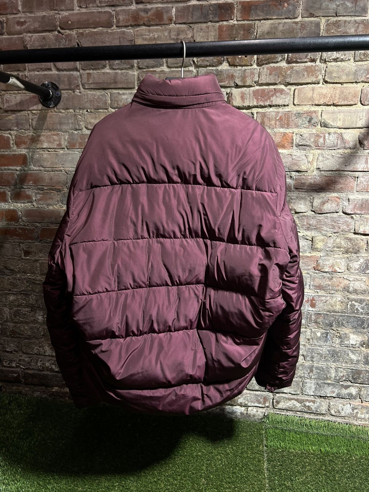 Balenciaga Balenciaga Burgundy Puffer Jacket Size US L / EU 52-54 / 3 - 2 Thumbnail