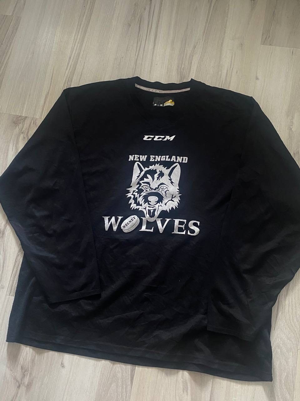 Chicago deals Wolves Hockey Jersey Size XL