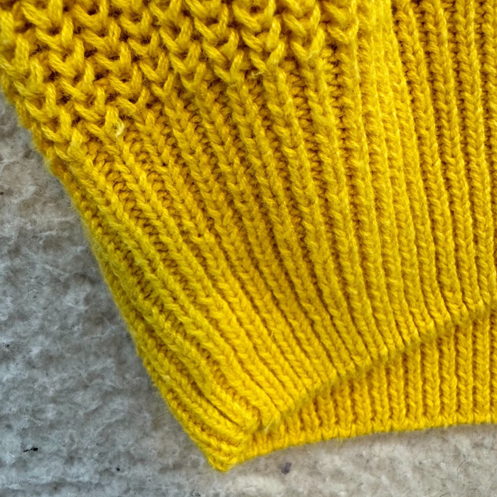 Vintage VINTAGE 90s Sweater Vest Womens S Yellow Knit Preppy Academia Petites S Medium? Size S / US 4 / IT 40 - 5 Thumbnail