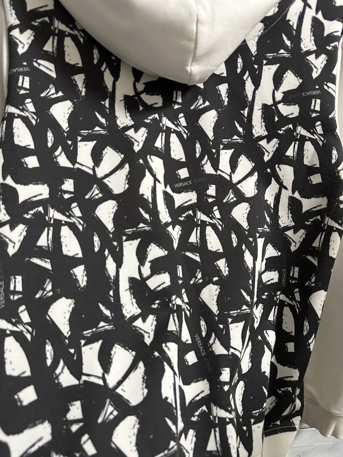 Versace Jeans Couture Rare Luxury Abstract Hoodie Versace Jeans Monogram Size US XS / EU 42 / 0 - 9 Thumbnail