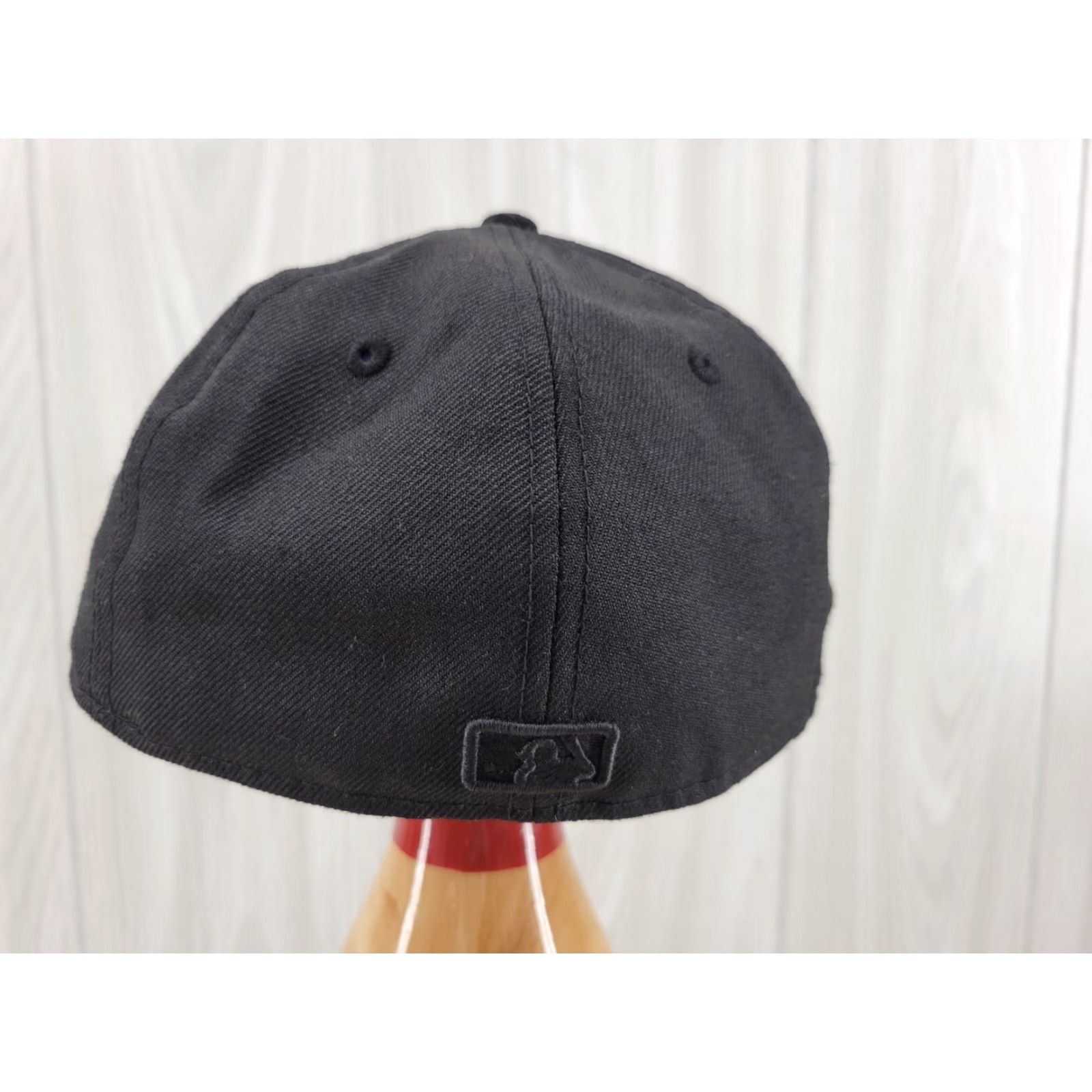 New Era VINTAGE MLB New York Yankees NY 59FIFTY Fitted Hat Cap All Black Mens Size 7 New Era Size ONE SIZE - 6 Thumbnail
