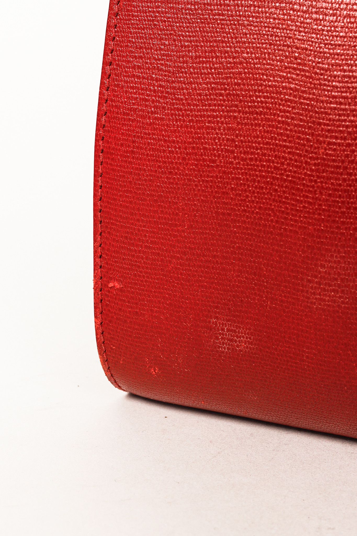 Yves Saint Laurent Yves Saint Laurent Large Chyc Vintage Leather Clutch Size ONE SIZE - 10 Thumbnail