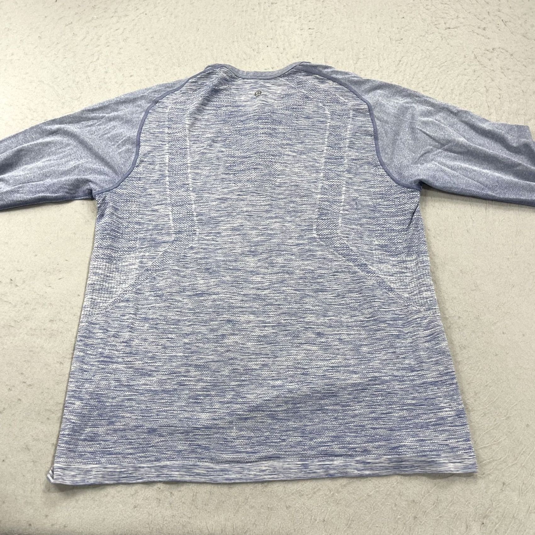 Lululemon Lululemon Shirt Mens Large Blue Heather Henley Metal Vent Long Sleeve Active Size US L / EU 52-54 / 3 - 4 Thumbnail
