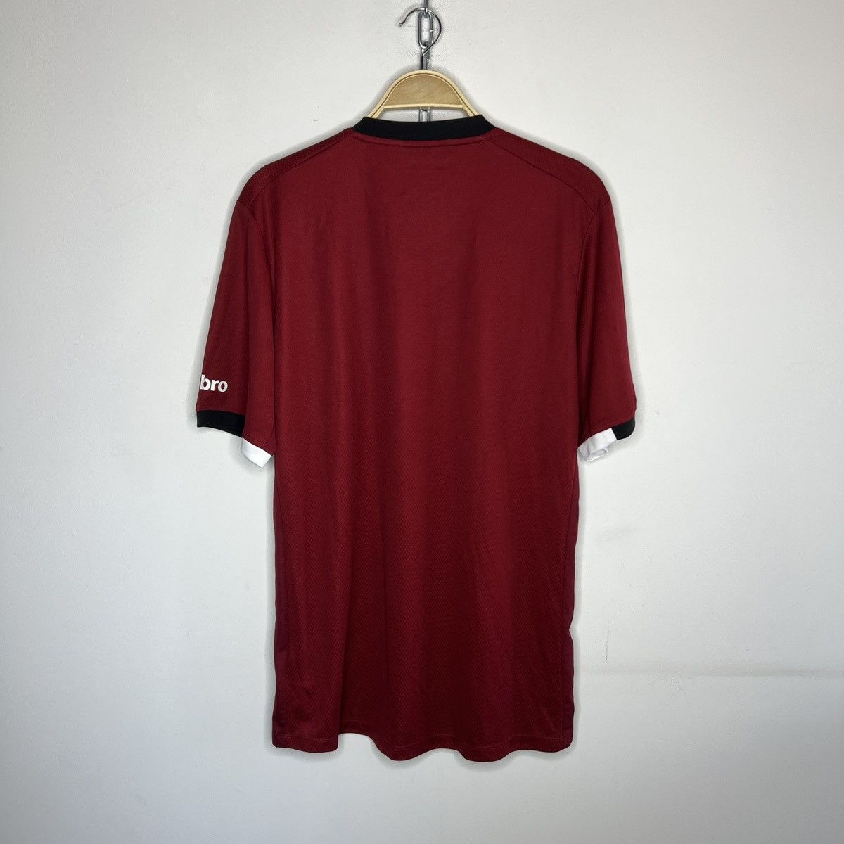 Umbro × Vintage Vintage Burgundy Jersey T-Shirt Tee Nurnberg Umbro 2020 Size US L / EU 52-54 / 3 - 8 Thumbnail