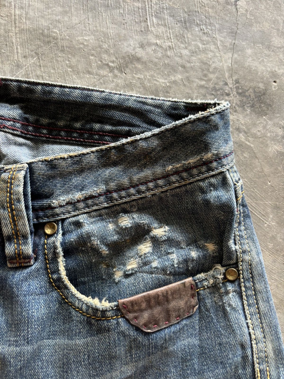 Diesel DIESEL distressed jeans rusty wash splatter punk grunge goth Size US 29 - 8 Thumbnail