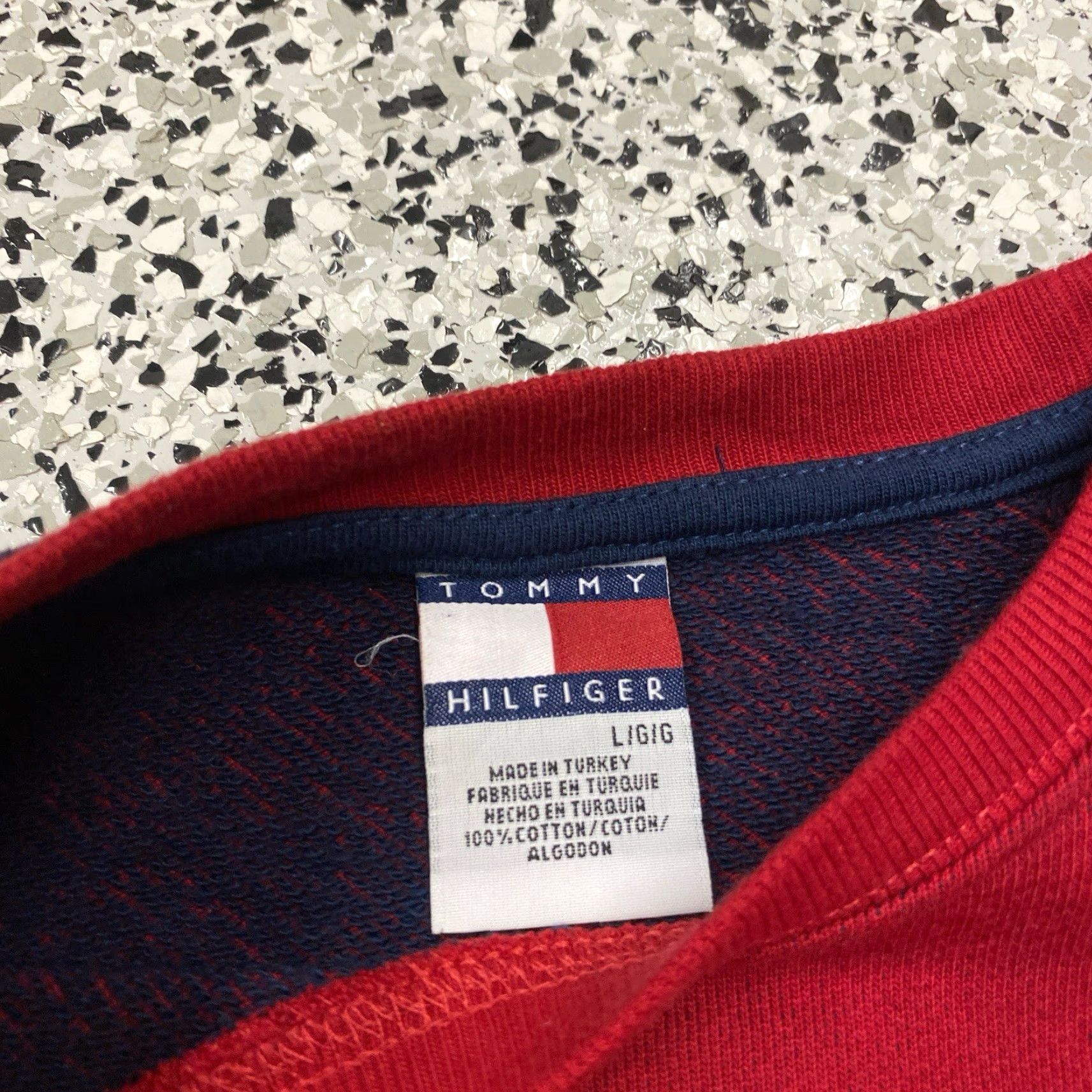 Tommy Hilfiger VINTAGE Tommy Hilfiger Thermal Shirt Womens L Red Crew Neck Grunge 90s Tommy Rocks Size L / US 10 / IT 46 - 2 Thumbnail
