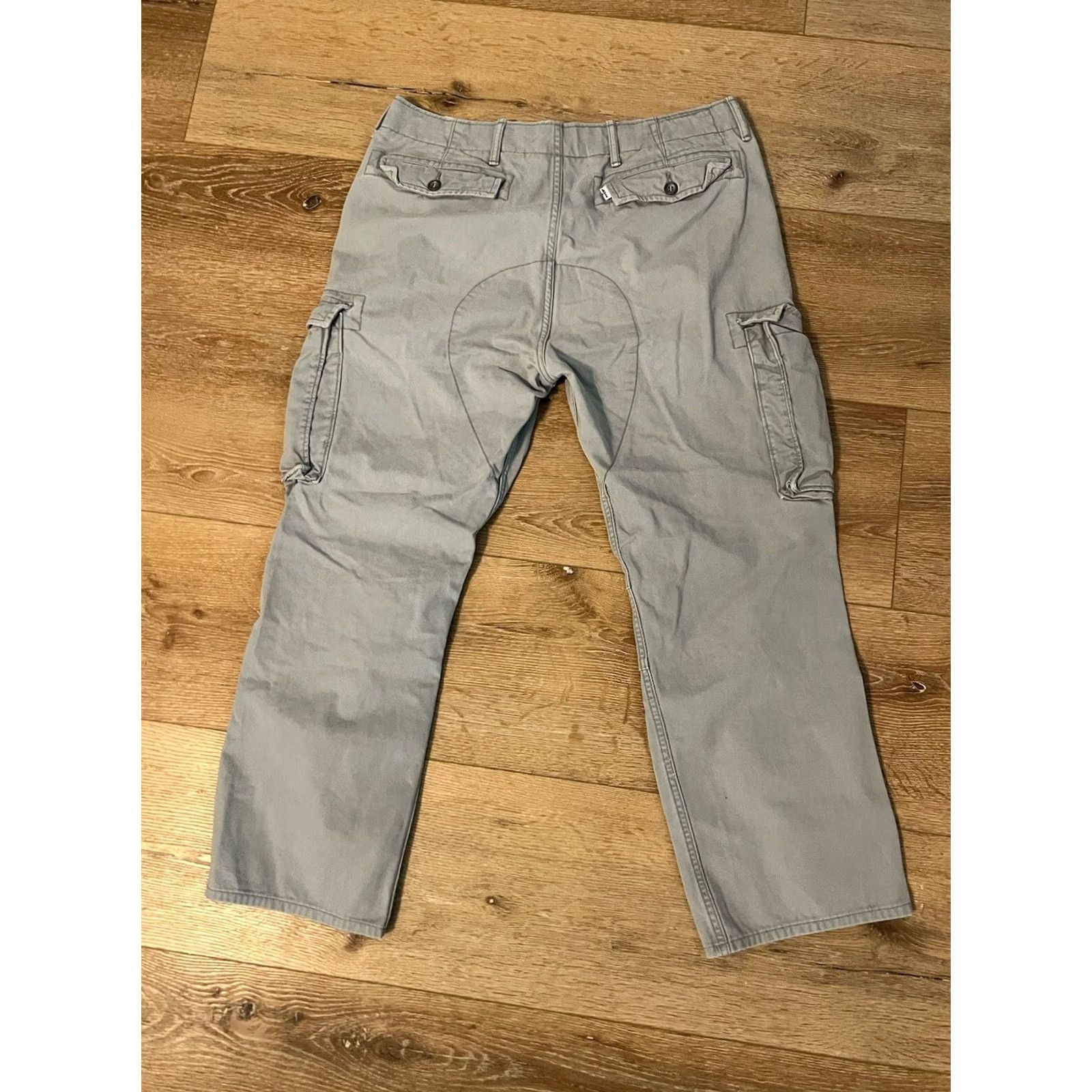 Levi's Levi's Cargo Pants Mens Gray 38 x 27 Pants Regular Inseam 27 Adult Size US 38 / EU 54 - 2 Thumbnail