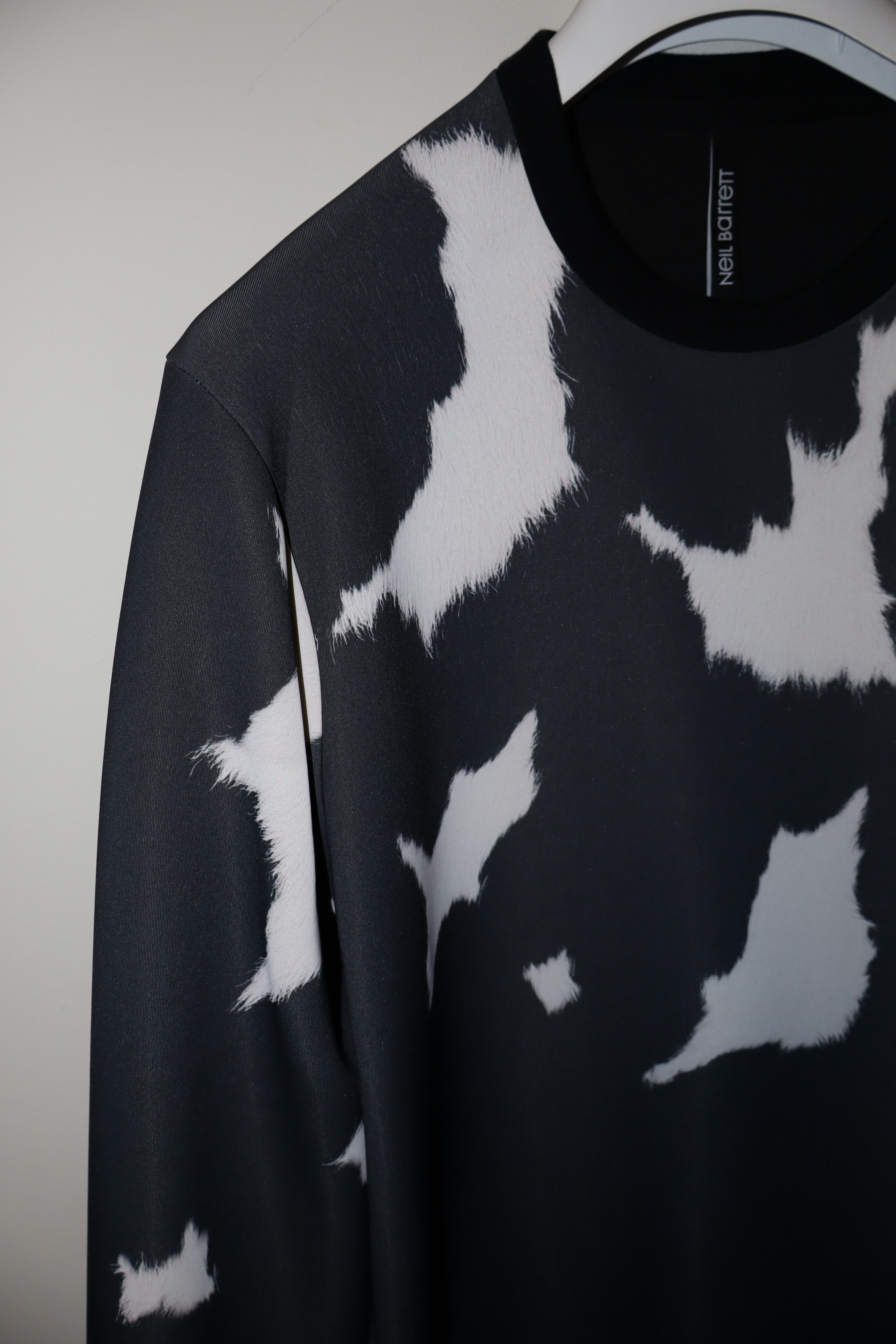 Neil Barrett Cow-flage print sweatshirt Size US M / EU 48-50 / 2 - 5 Thumbnail