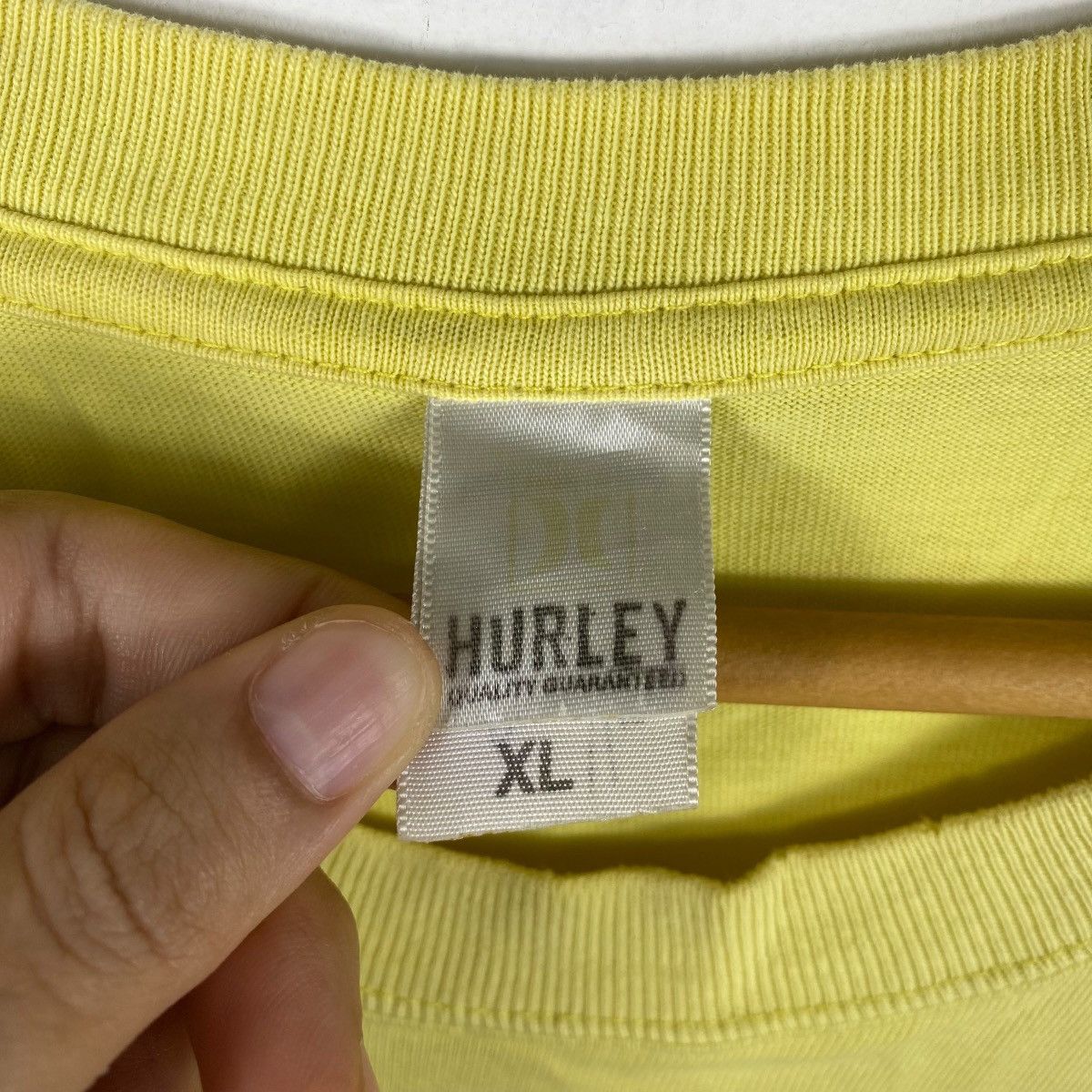 Hurley × Vintage Vintage 00's HURLEY American Surfing Apparel Graphic Tee Size US XL / EU 56 / 4 - 6 Thumbnail