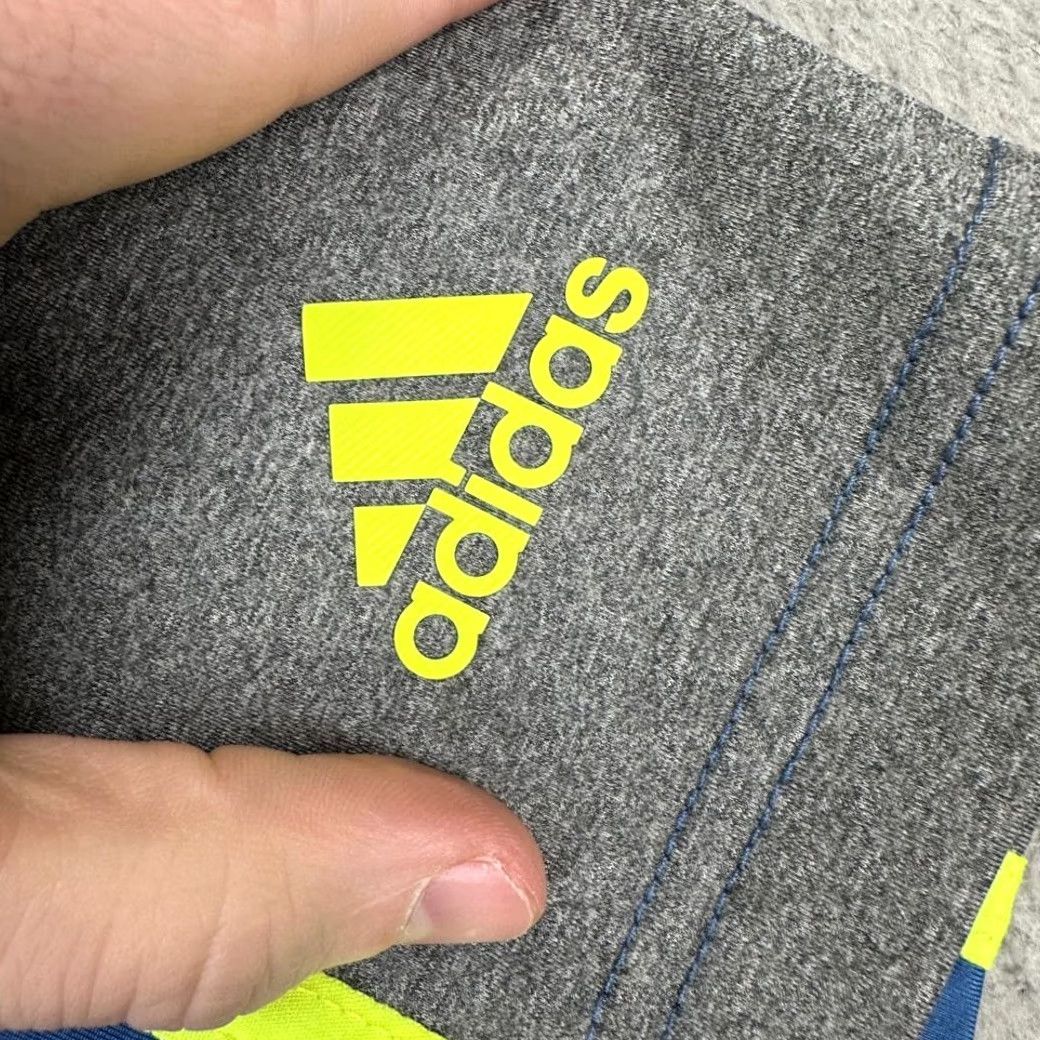 Adidas Adidas Golf Polo Shirt Mens Large Blue Grey Colorblock Athletic Stretch Rugby Shirt Size US L / EU 52-54 / 3 - 6 Thumbnail