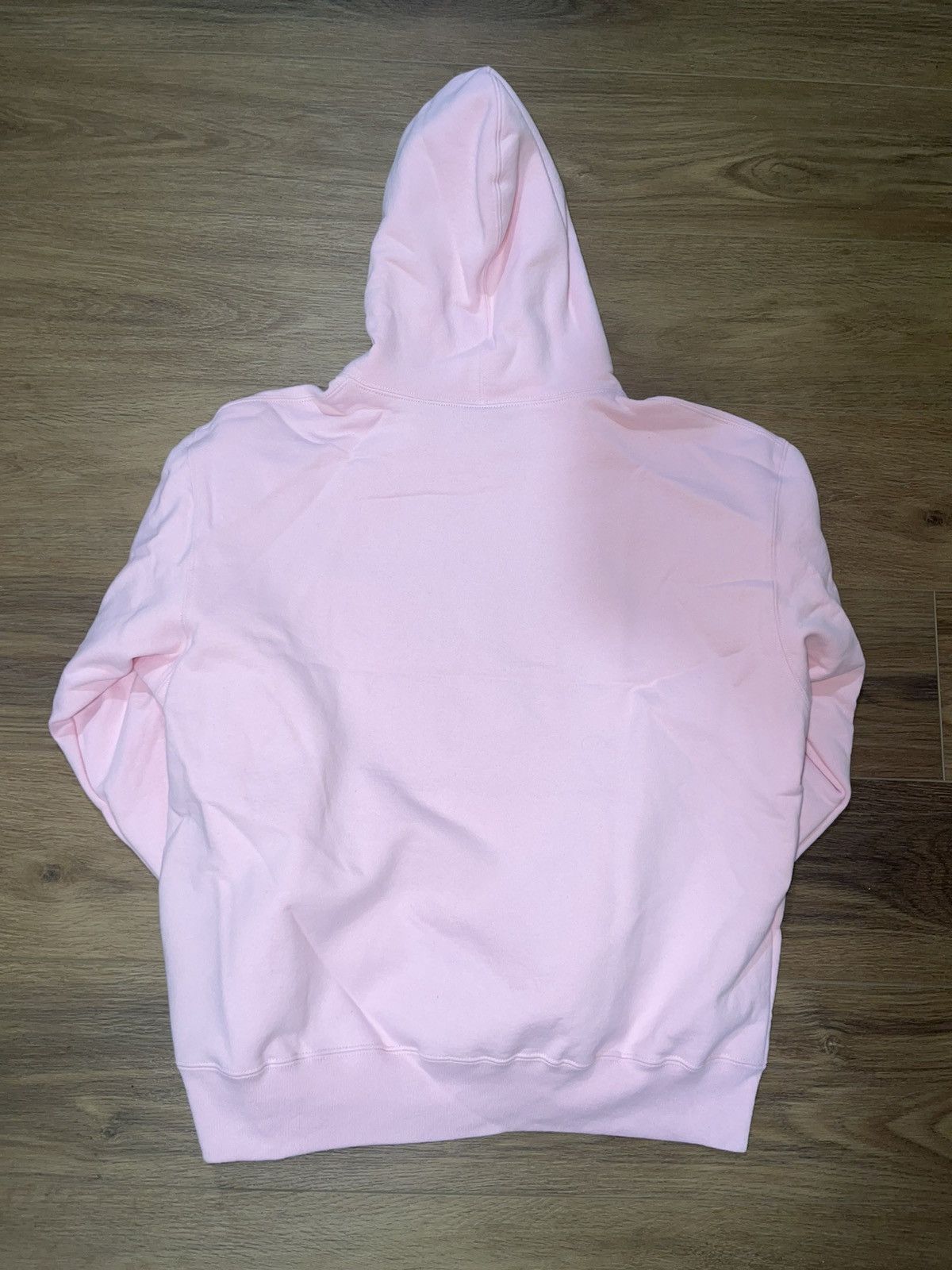 Supreme Supreme Gradient Hooded Sweatshirt Light Pink size Large Size US L / EU 52-54 / 3 - 3 Thumbnail