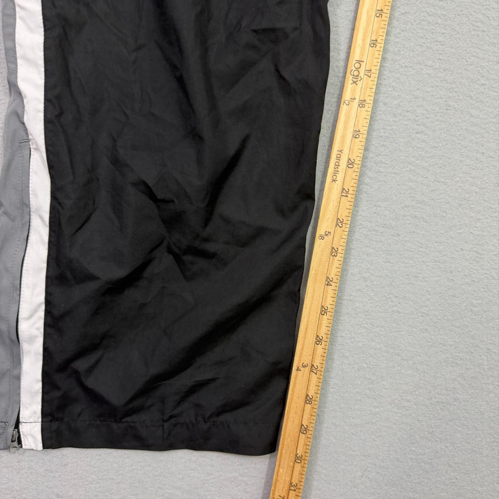 Vintage Vintage Athletic Works Windbreaker Track Pants Men's Large Size US 36 / EU 52 - 7 Thumbnail