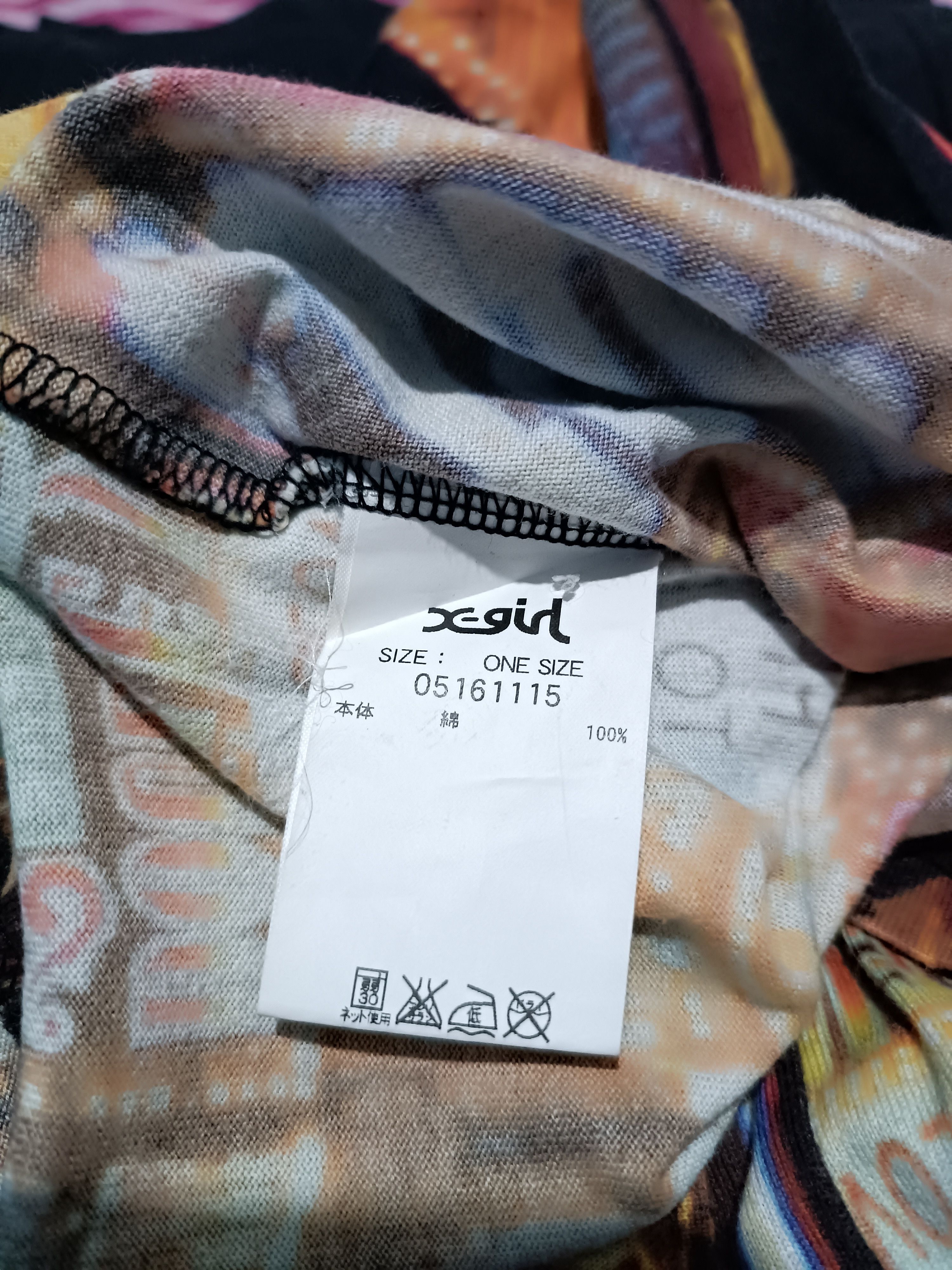 Japanese Brand X Girl Casino Design Short Sleeve T-Shirt Size US M / EU 48-50 / 2 - 8 Thumbnail