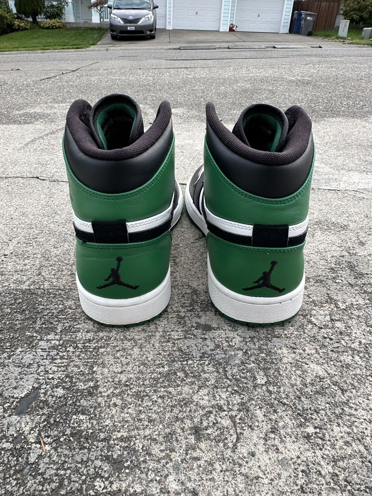 Jordan Brand Air Jordan Retro 1 DMP Defining Moments Celtics 60 Pt 2009 Size US 9 / EU 42 - 5 Thumbnail