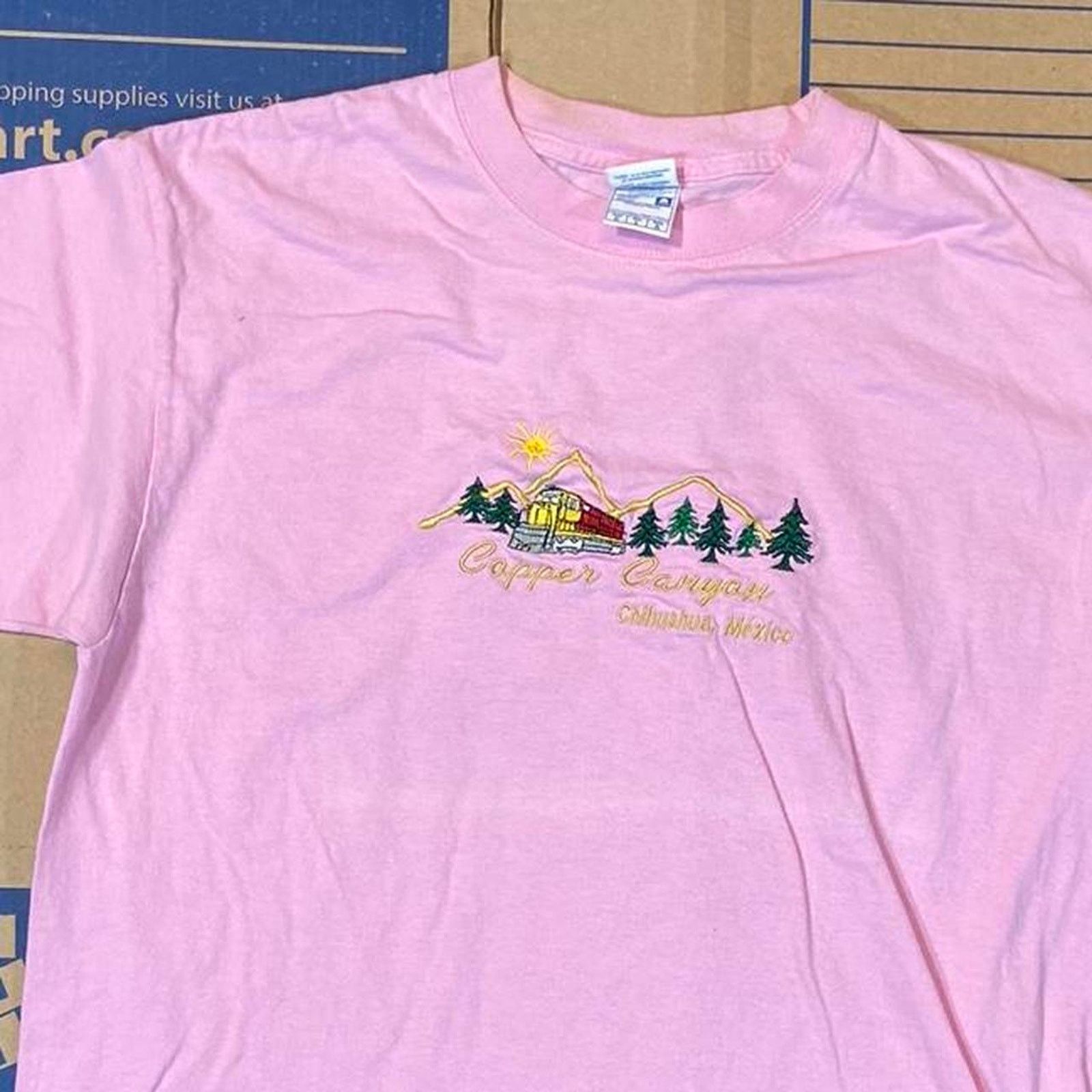Other Y2k tee shirt pink has Size US L / EU 52-54 / 3 - 4 Thumbnail
