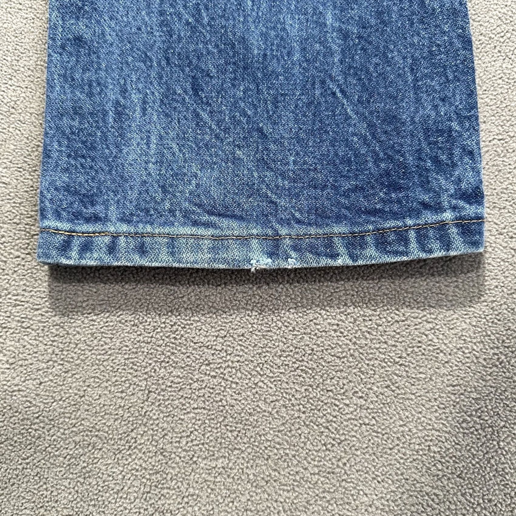 Wrangler Wrangler Jeans Mens 32x36 Blue Denim Cowboy Cut 13MWZ Western Straight Jeans Mens Regular 5-Pocket Blue Cowboy Logo Mens Size US 32 / EU 48 - 7 Thumbnail