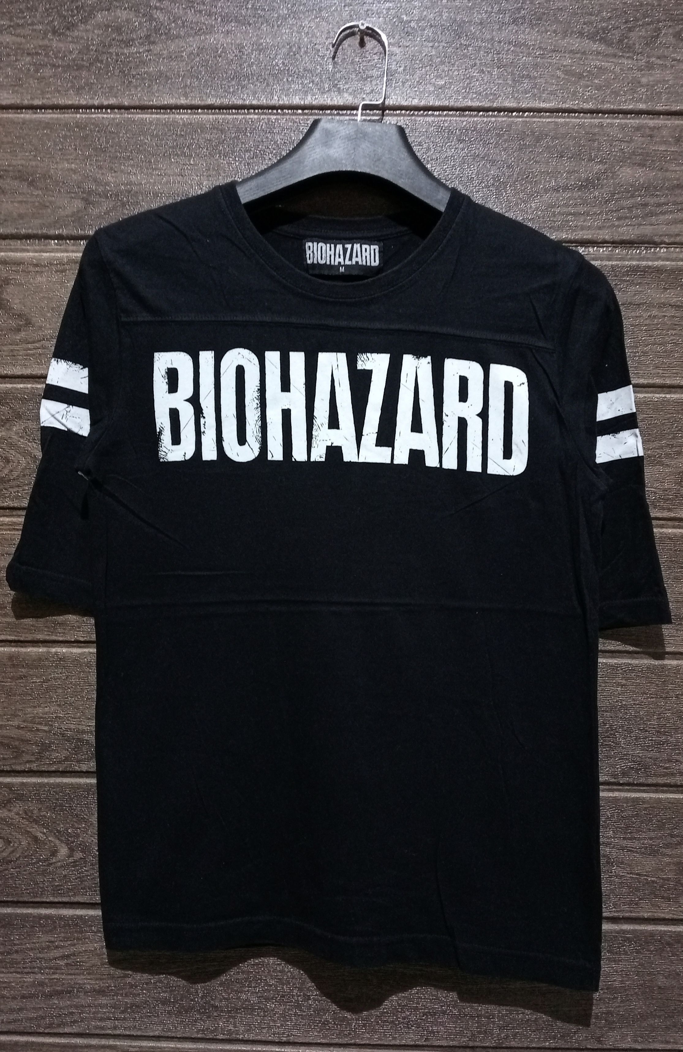 Playstation Capcom Resident Evil : Biohazard Spellout 3Q Sleeve Tshirt Size US S / EU 44-46 / 1 - 1 Thumbnail