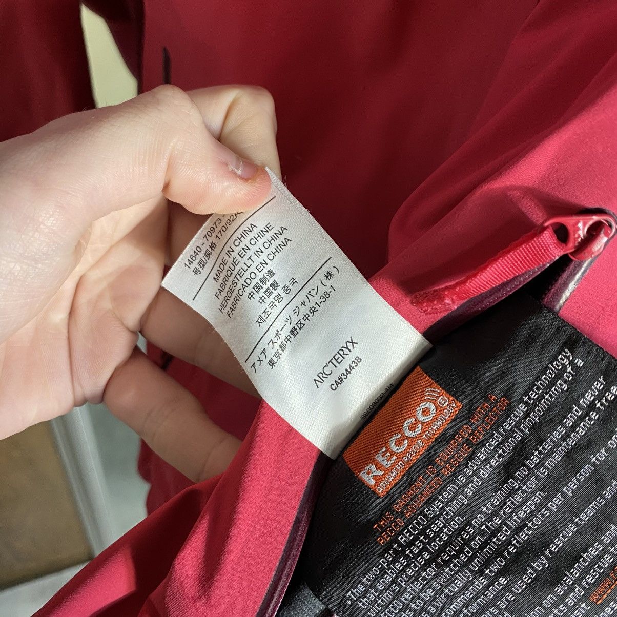 Arc'teryx Vintage Arcteryx Jacket Size S Size US S / EU 44-46 / 1 - 9 Thumbnail
