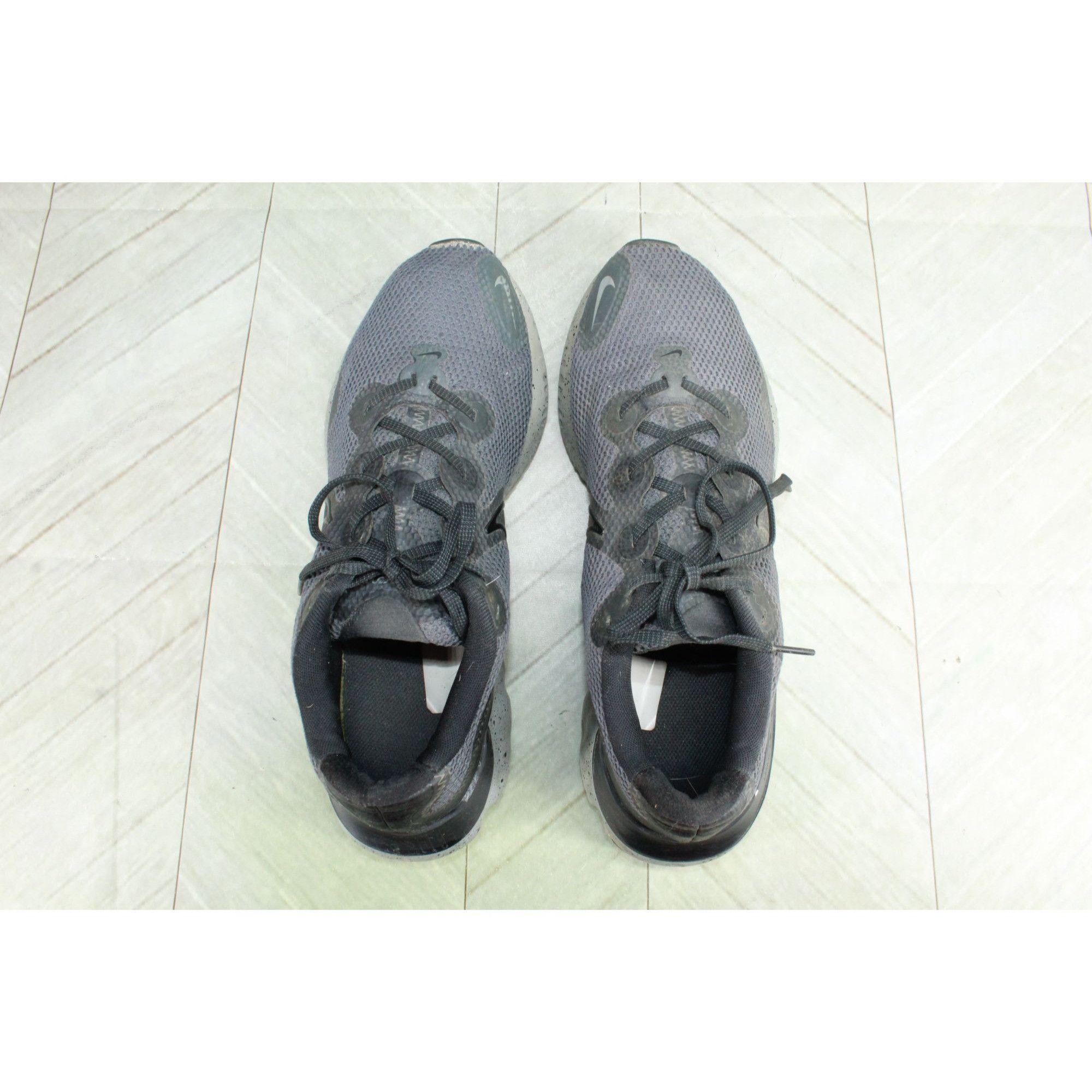 Nike Nike Men’s Gray Renew Run Mesh Running Sneakers Size 11 Size US 11 / EU 44 - 7 Thumbnail