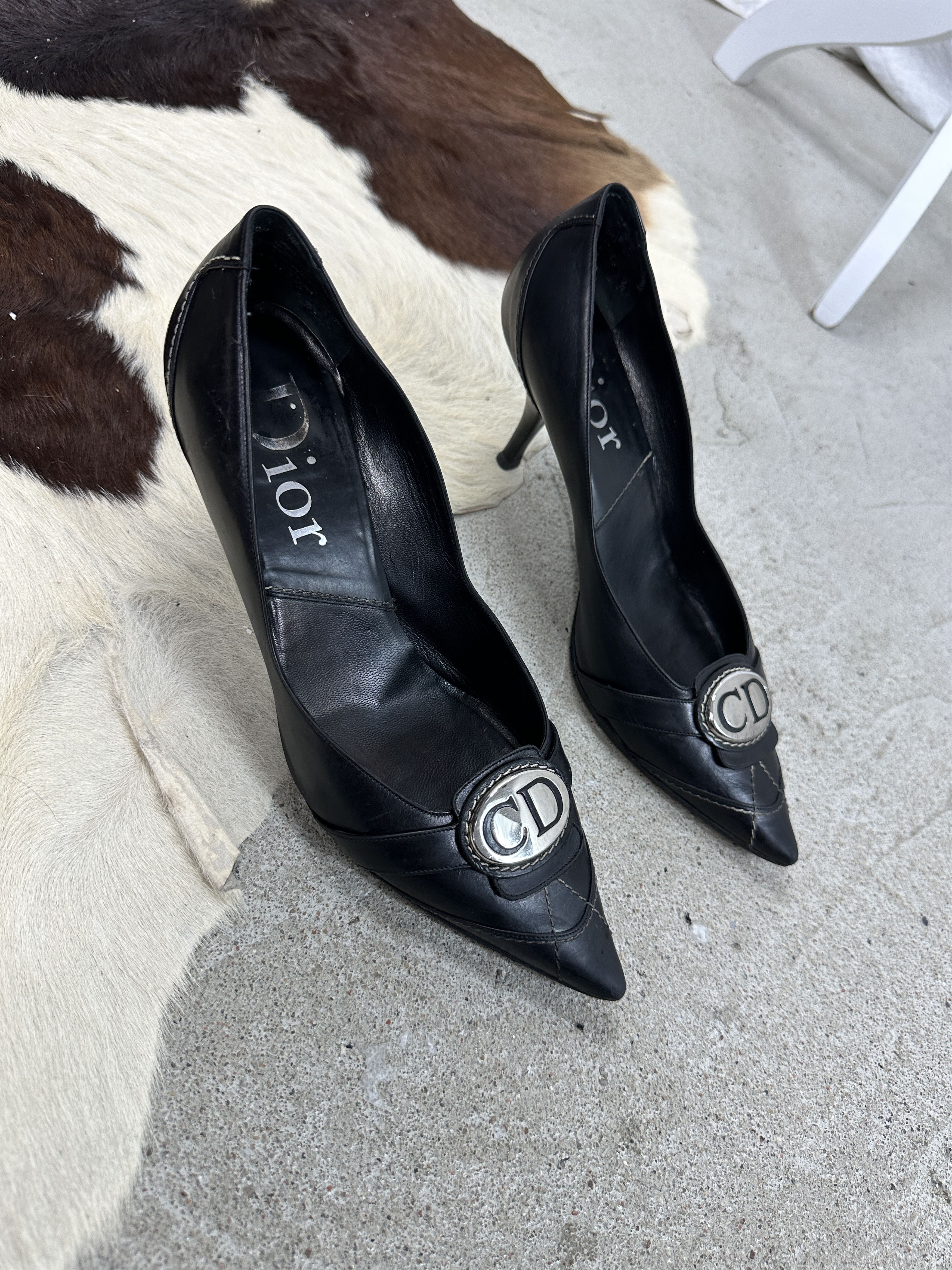 Dior × Vintage Vintage Leather 00s Old Money Christian Dior CD Logo Heels Size US 8 / IT 38 - 1 Thumbnail