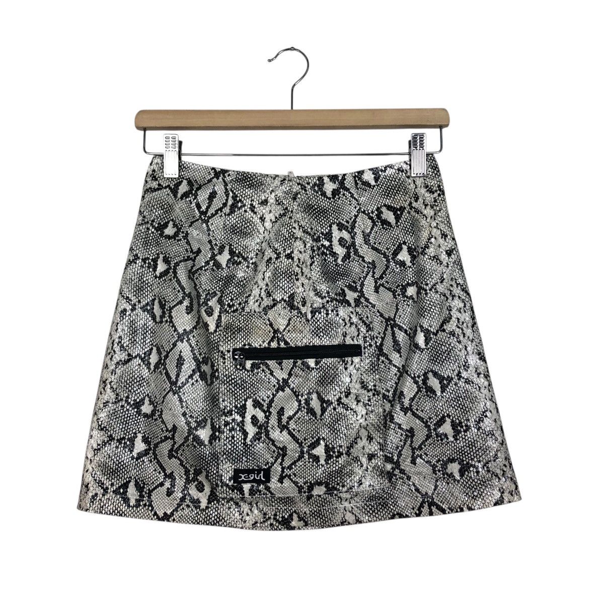Japanese Brand X-Girl Snake Print Mini Skirt w/ Front Zip Pocket Size 24" / US 00 / IT 34 - 2 Thumbnail