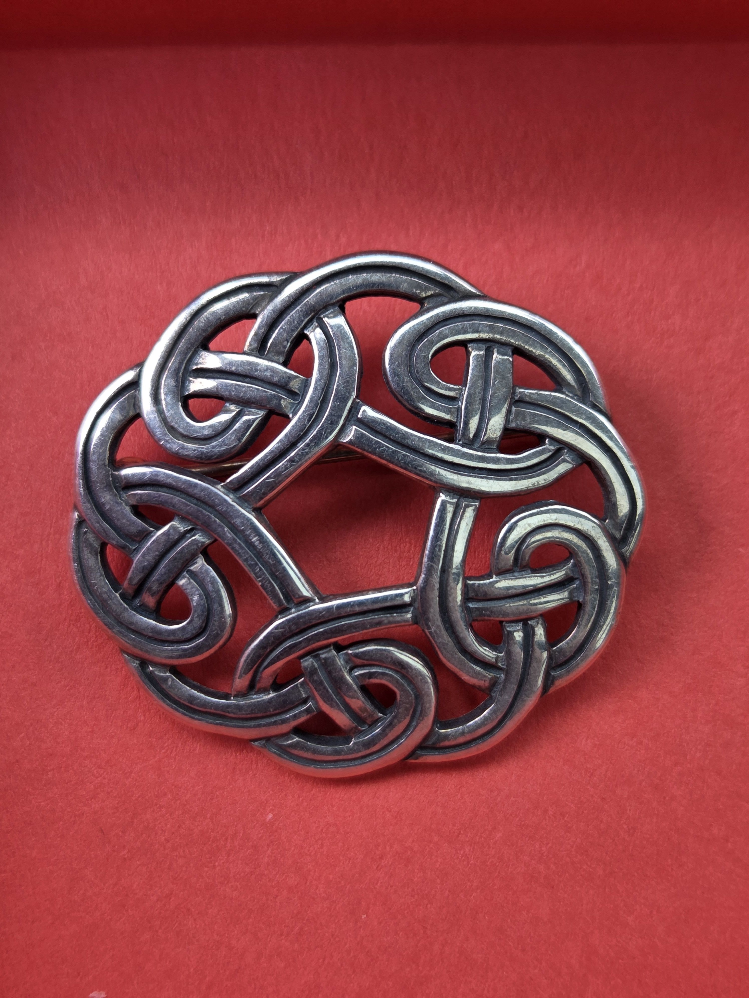 Other James Avery Celtic Love Knot Brooch Pin Retired Rare Size ONE SIZE - 3 Thumbnail