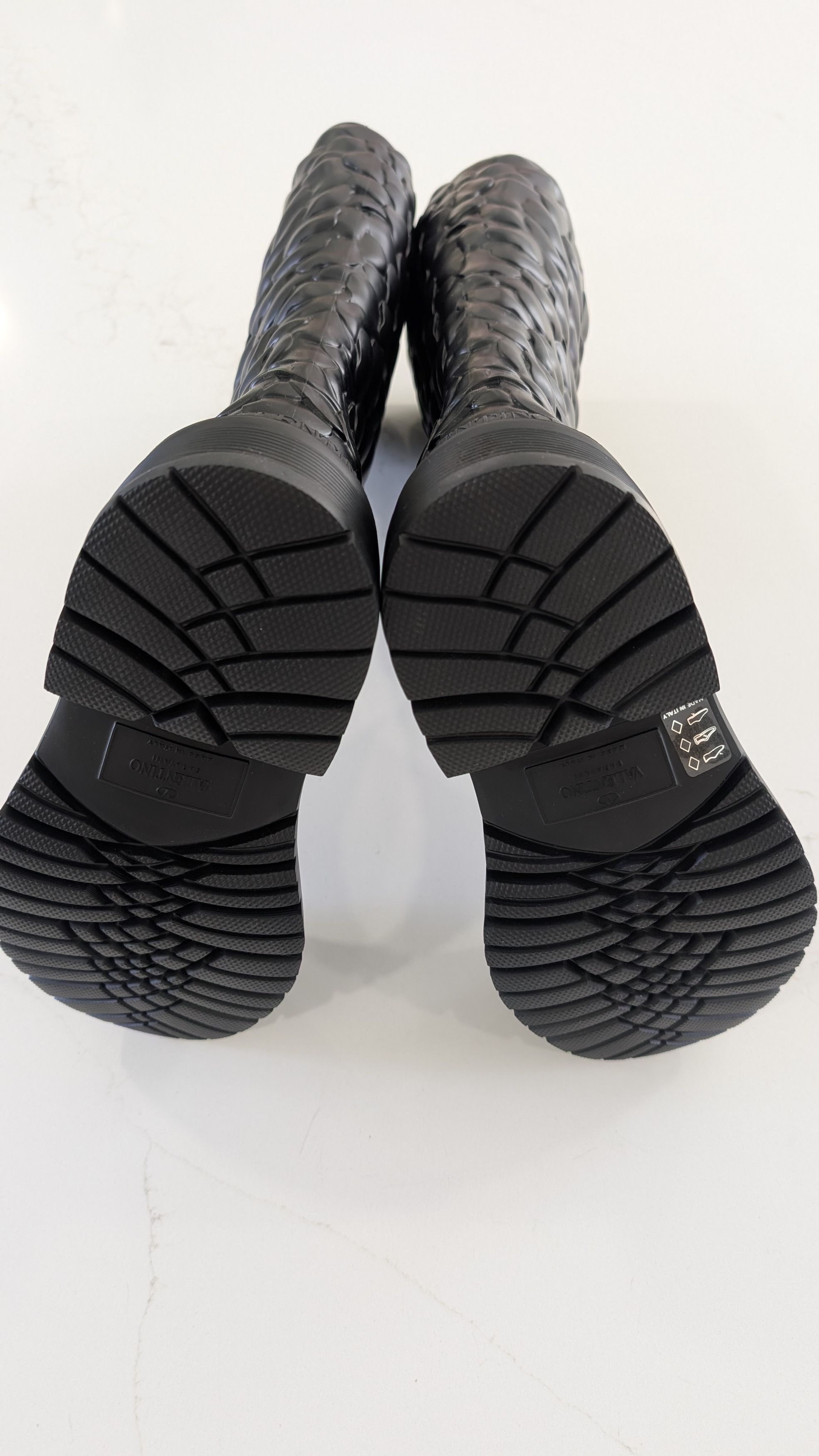 Valentino Valentino Garavani Atelier 03 Rose Edition Rain Boots 40 Size US 10 / IT 40 - 5 Thumbnail