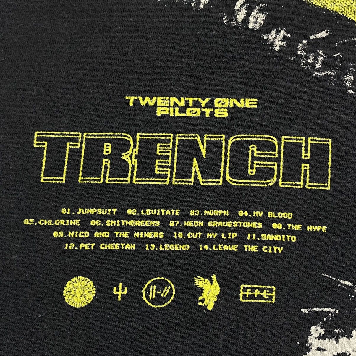21 pilots band trench album art