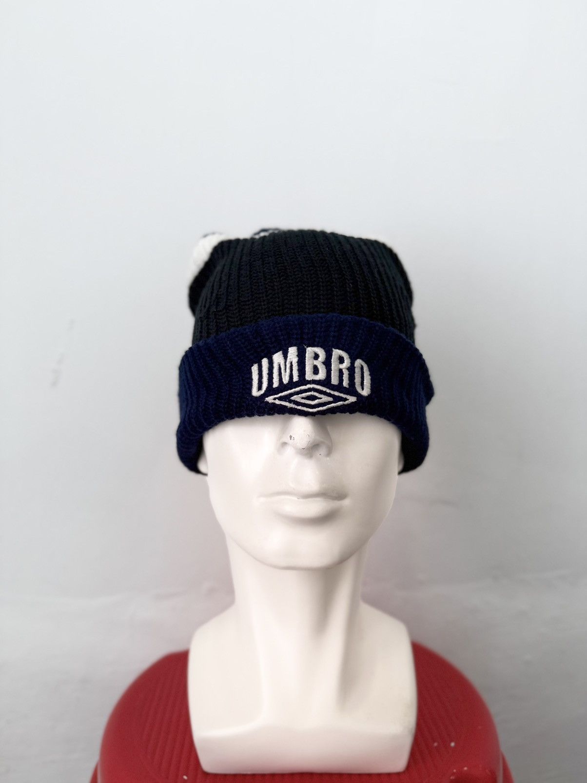 Umbro Umbro Beanie Hats Acrylic Size ONE SIZE - 1 Thumbnail