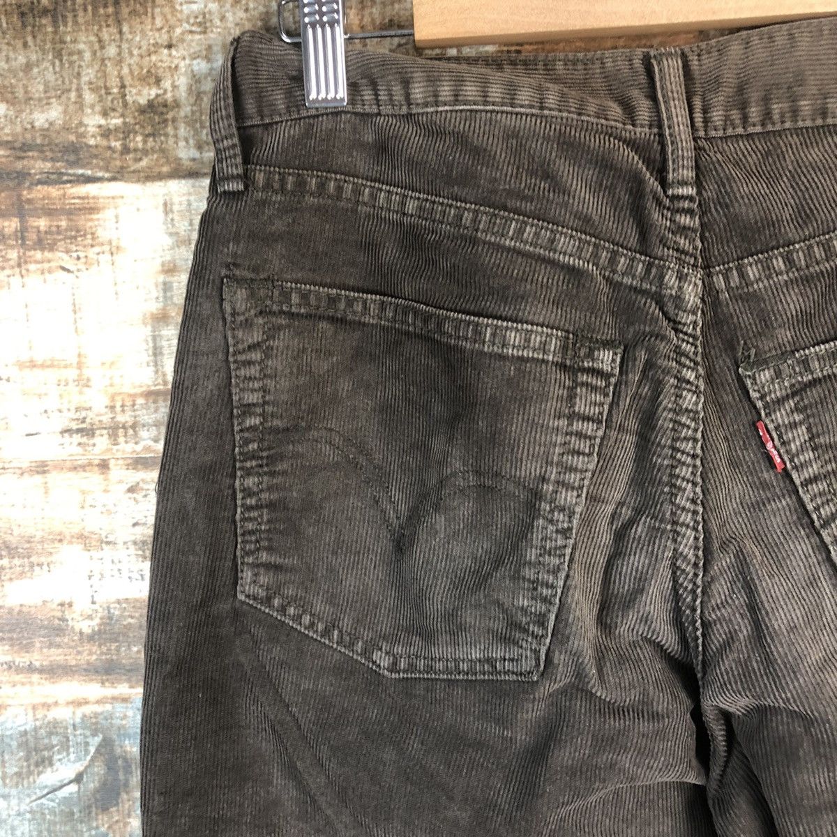 Levi's DLL Levis 702 Brown Corduroy cargo Pants #C012 Size US 31 - 15 Thumbnail
