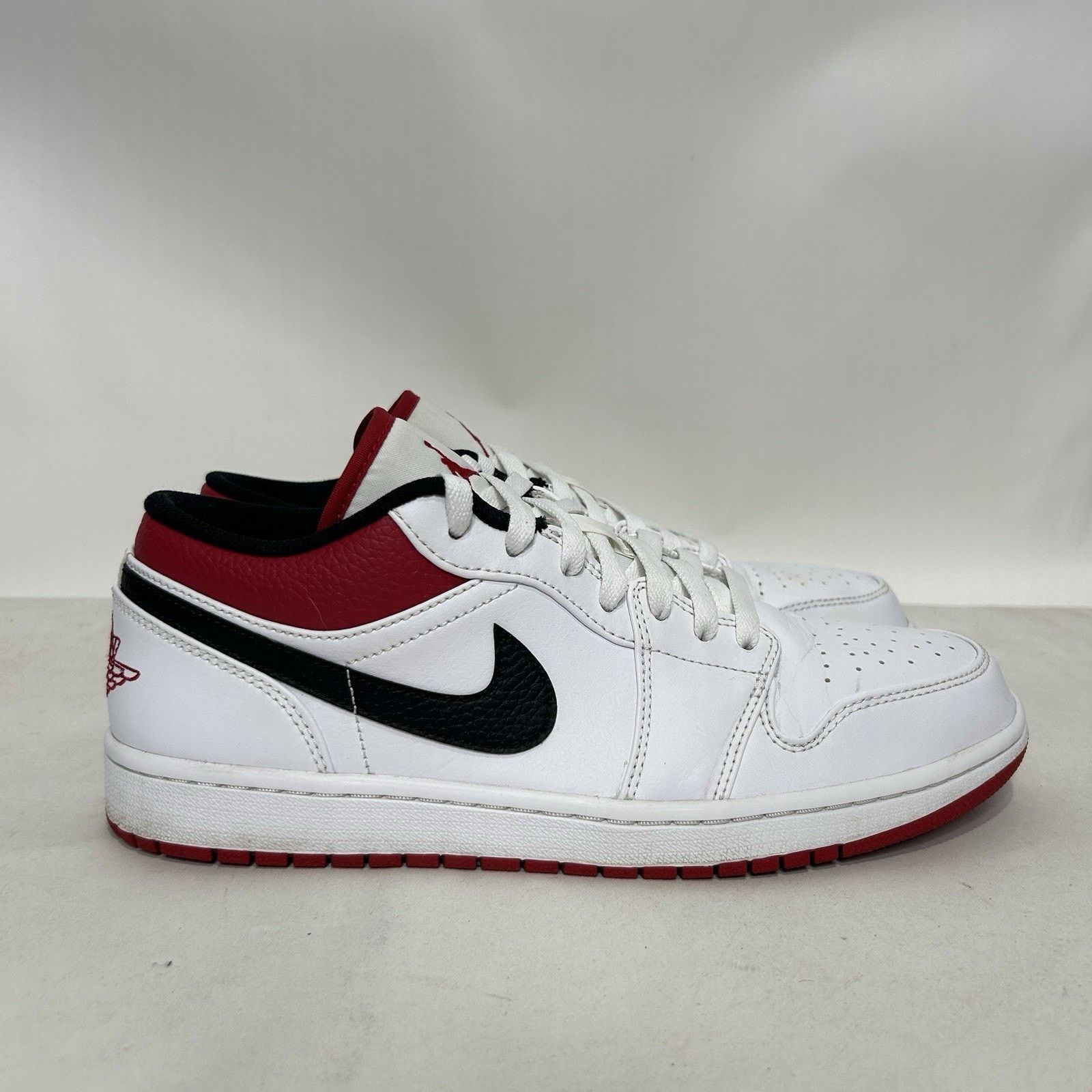 Jordan Brand Nike Air Jordan 1 Low Retro “White University Red” Size US 10.5 / EU 43-44 - 4 Thumbnail
