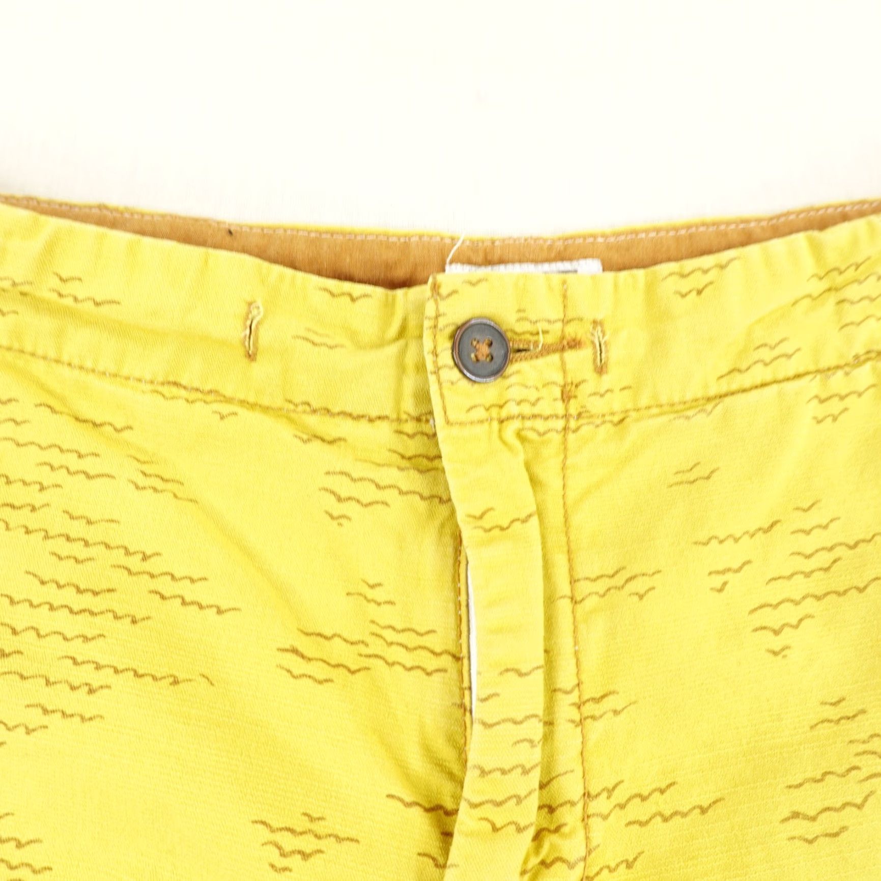 Altamont VINTAGE Altamont Shorts Mens 29 Yellow Chino Shorts Geometric Breathable Lightweight Pockets 10in Inseam Regular Mens Size US 31 - 2 Thumbnail