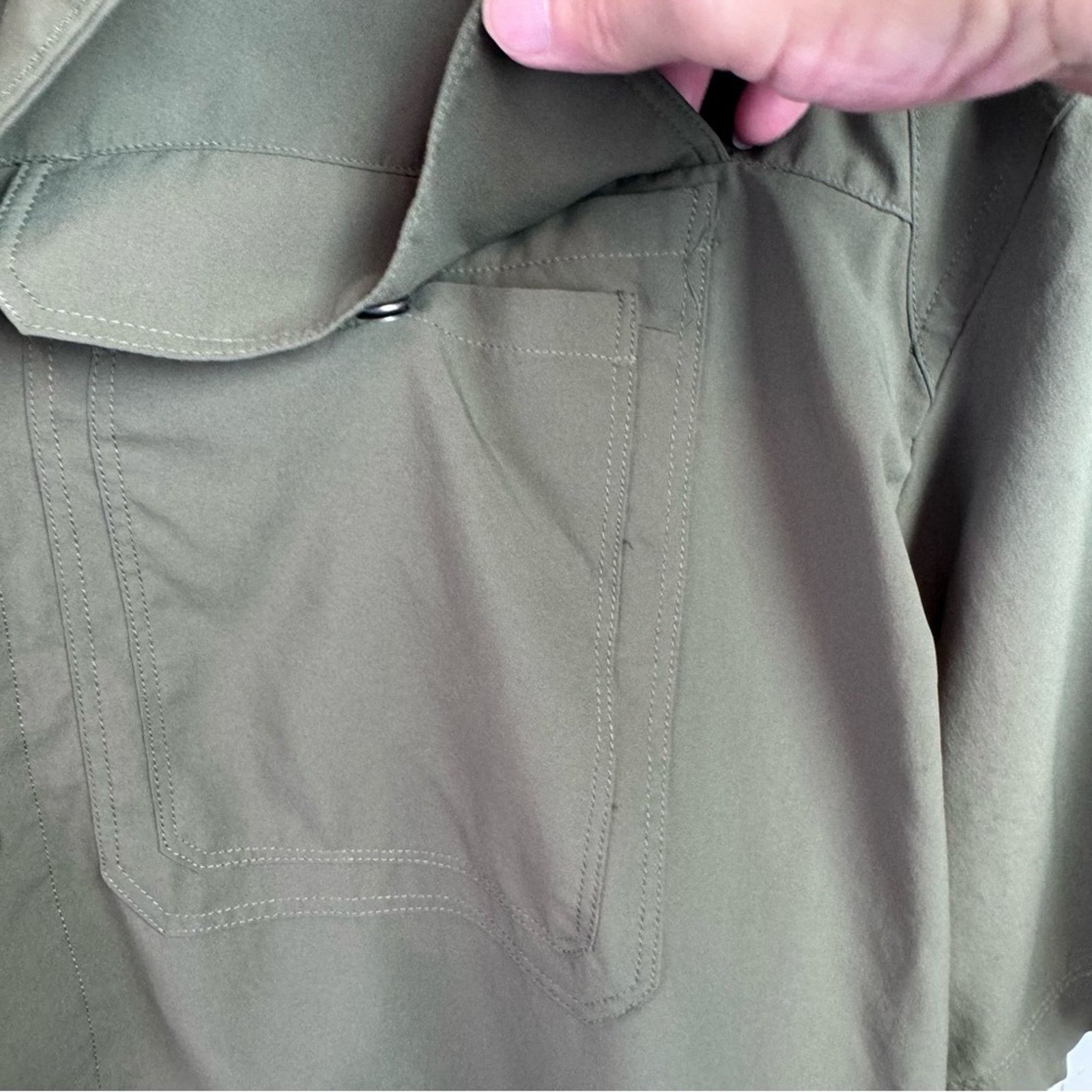 Under Armour Under Armour Olive Tactical Utility Shirt Men’s Size Large Size US L / EU 52-54 / 3 - 9 Thumbnail