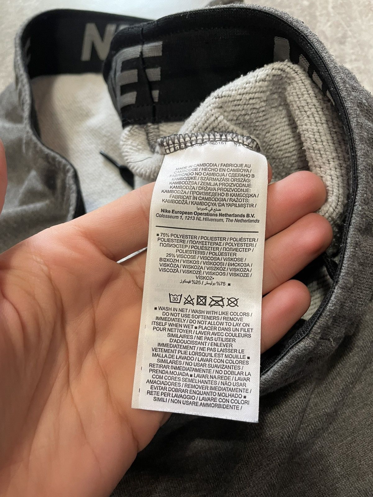 Nike Vintage Nike Training Pants Swoosh Logo Size US 34 / EU 50 - 8 Thumbnail
