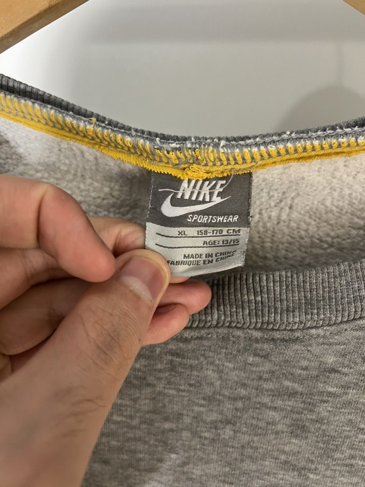 Nike VINTAGE NIKE BIG LOGO SWEATSHIRT DRILL SWOOSH RETRO Y2K 90s Size US XS / EU 42 / 0 - 8 Thumbnail