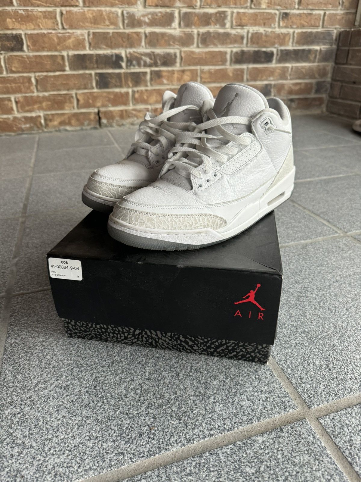 image of 2018 Pure White Jordan 3 Shoes, Men's (Size 11)