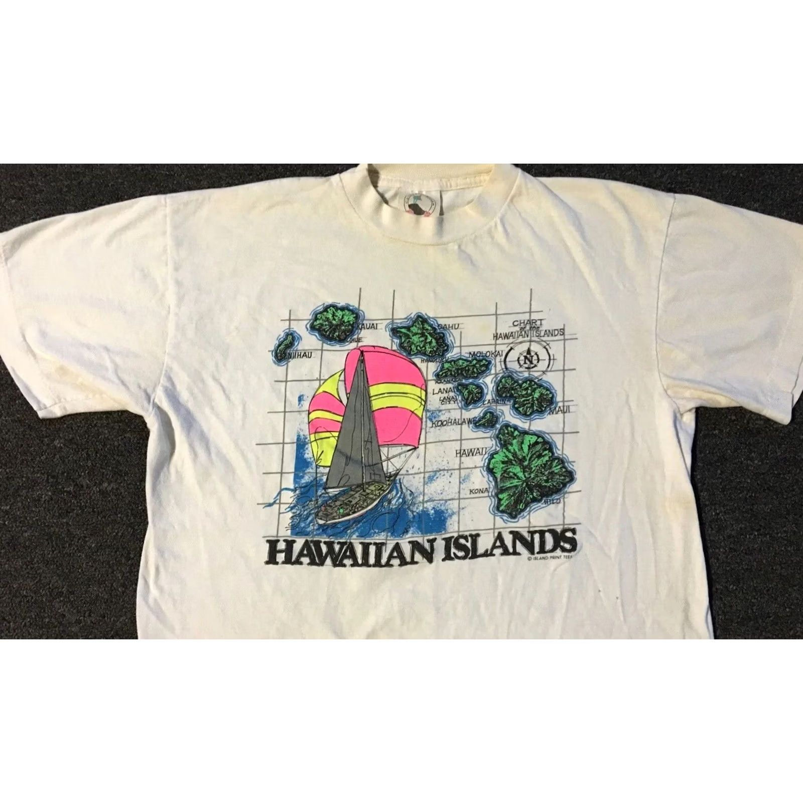 Vintage VINTAGE Hawaii Islands Faded Distress Shirt S White 80s 90s Surf Beach Grunge Art Ocean Ocean Pacific Band: Single Stitch Mens Tee Size US S / EU 44-46 / 1 - 5 Thumbnail