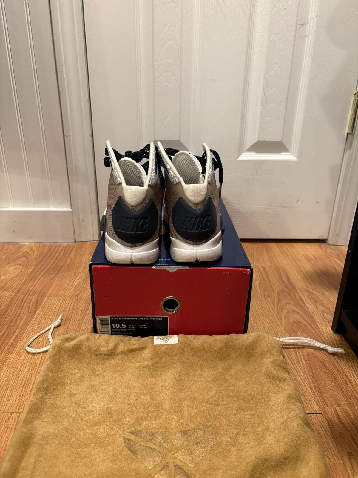 Nike Nike HyperDunk Kobe Elite USA Olympic United We Rise 2016 Size US 10.5 / EU 43-44 - 5 Thumbnail