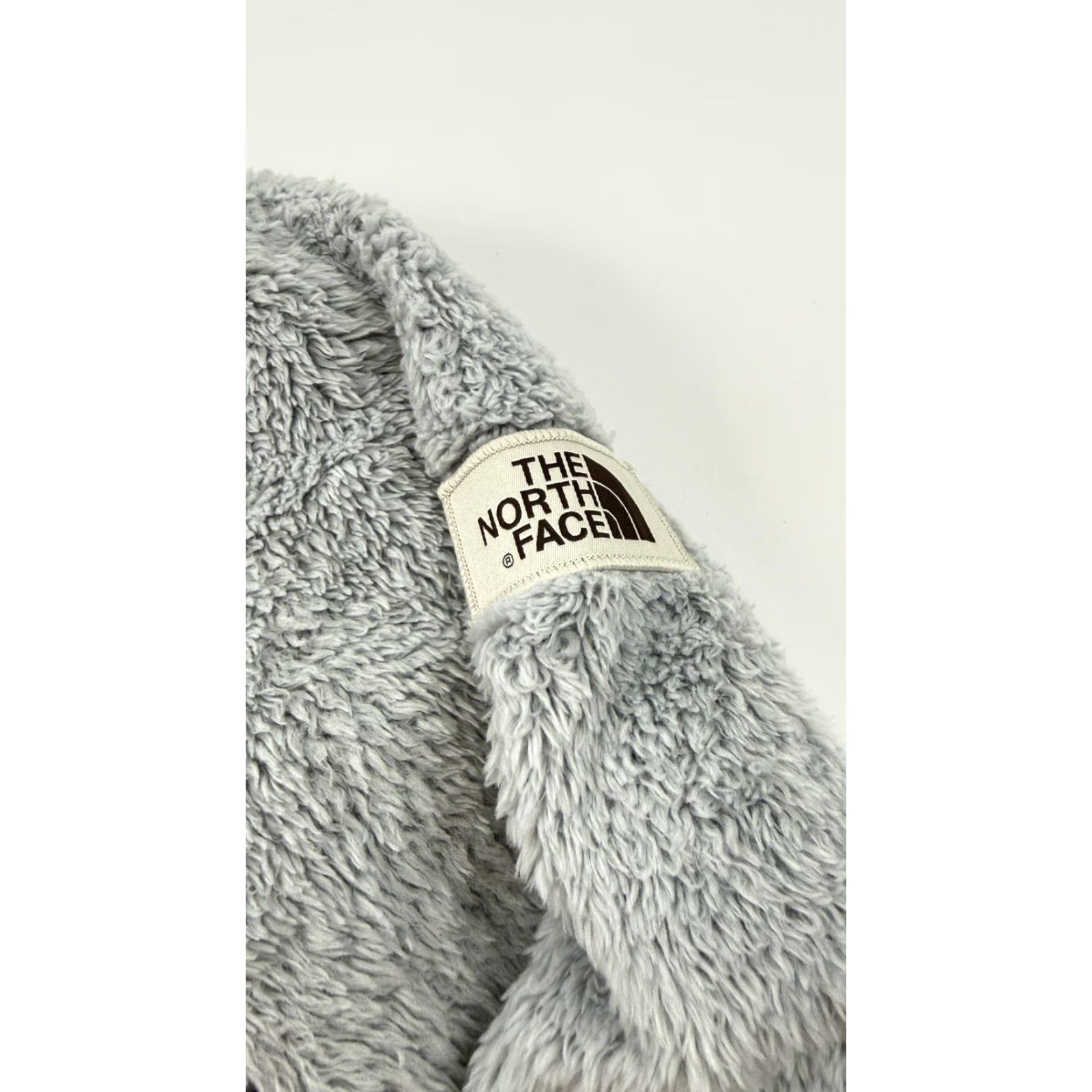 The North Face The North Face Jacket Womens Medium Gray Sherpa Fleece Full Zip High Pile Cozy Size M / US 6-8 / IT 42-44 - 2 Thumbnail