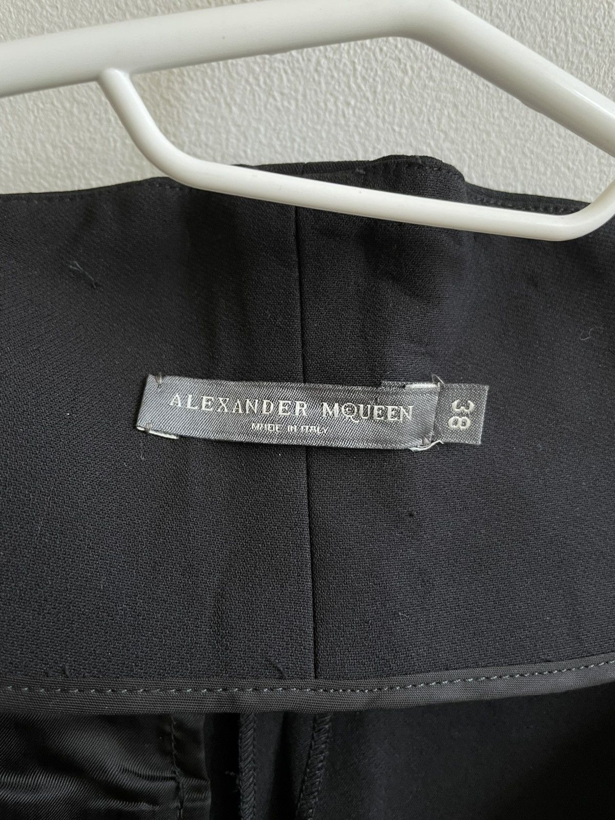 Alexander McQueen ALEXANDER McQUEEN Wool Silk 2016 Trouses Pants Size 26" / US 2 / IT 38 - 9 Thumbnail