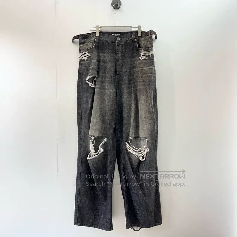 Balenciaga Balenciaga size M Distressed Denim Pants Size US 27 - 1 Thumbnail