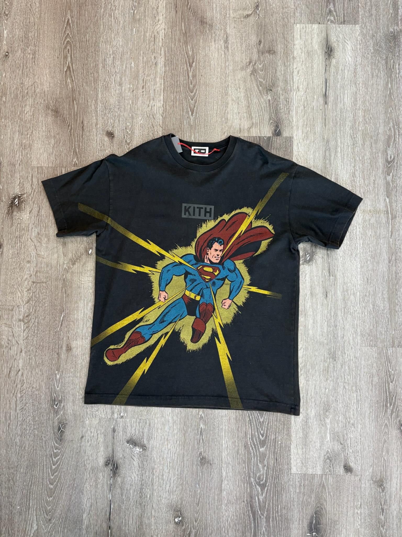 Kith Kith x Superman "Lightning Bolt" Tee (Black) Size US M / EU 48-50 / 2 - 1 Thumbnail