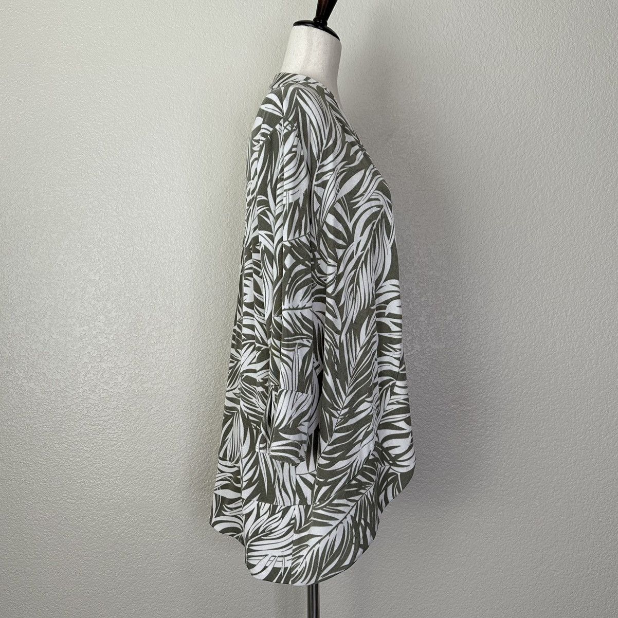 Chicos Chico’s Leaf Prin Open Front Cardigan Size L / US 10 / IT 46 - 6 Thumbnail